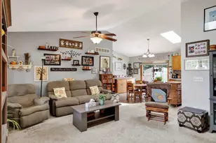 513 Polaris St, West Bend, WI 53095 - Photo 4