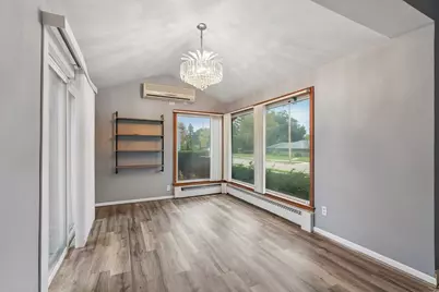 1221  Jefferson St, Racine, WI 53404 - Photo 10