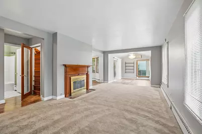1221  Jefferson St, Racine, WI 53404 - Photo 6
