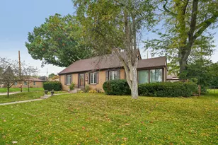 1221 Jefferson St, Racine, WI 53404 - Photo 2