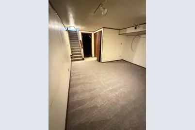 6118 W Port Ave, Milwaukee, WI 53223 - Photo 18