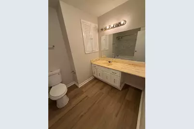 6118 W Port Ave, Milwaukee, WI 53223 - Photo 10