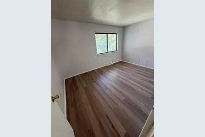 6118 W Port Ave, Milwaukee, WI 53223 - Photo 14