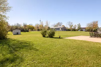 2411 W Drexel Ave, Oak Creek, WI 53154 - Photo 32
