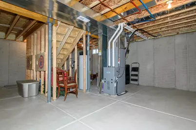 2411 W Drexel Ave, Oak Creek, WI 53154 - Photo 26