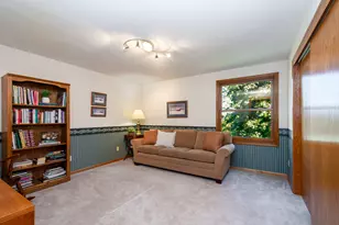 23701 W Overson Rd, Racine, WI 53182 - Photo 18
