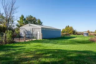 23701 W Overson Rd, Racine, WI 53182 - Photo 36