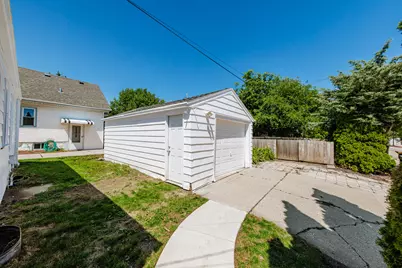 2320 N 68th St, Wauwatosa, WI 53213 - Photo 30
