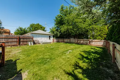 2320 N 68th St, Wauwatosa, WI 53213 - Photo 32