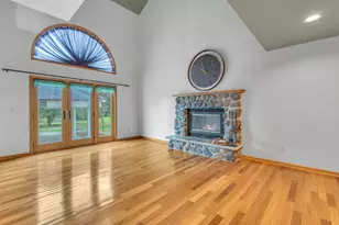 W2359 Birchwood Dr, Lima, WI 53085 - Photo 10