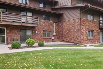 3925 S 84th St #4, Greenfield, WI 53228 - Photo 20
