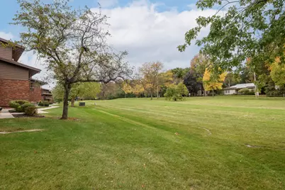 3925 S 84th St #4, Greenfield, WI 53228 - Photo 22