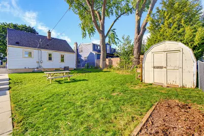 4570 S Lenox St, Milwaukee, WI 53207 - Photo 26