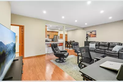 410 W Aspen Dr #3, Oak Creek, WI 53154 - Photo 12