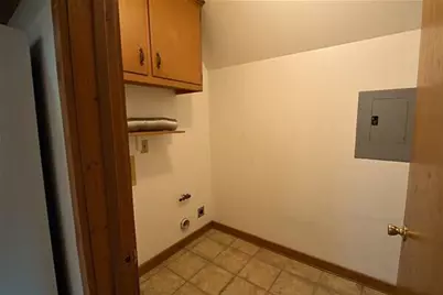 6200 W Mitchell St, West Allis, WI 53214 - Photo 26