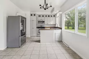 343 W Manor Cir, Bayside, WI 53217 - Photo 8