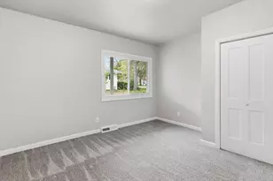343 W Manor Cir, Bayside, WI 53217 - Photo 14