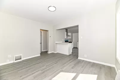 3754 S Rutland Ave, Saint Francis, WI 53235 - Photo 12
