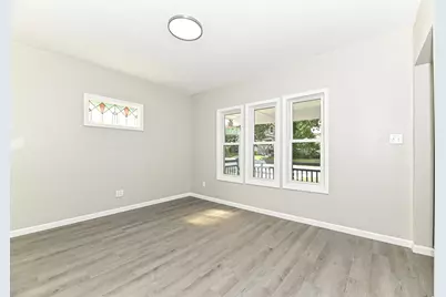 3754 S Rutland Ave, Saint Francis, WI 53235 - Photo 10