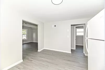 3754 S Rutland Ave, Saint Francis, WI 53235 - Photo 30