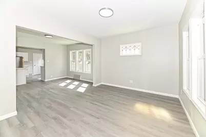 3754 S Rutland Ave, Saint Francis, WI 53235 - Photo 8