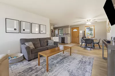 297  Walnut Dr, Onalaska, WI 54650 - Photo 6