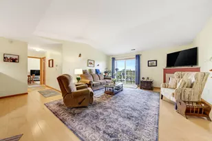 6020 S Buckhorn Ave, Cudahy, WI 53110 - Photo 2