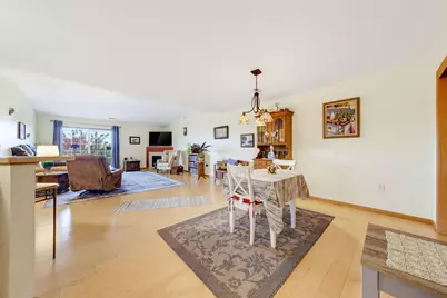 6020 S Buckhorn Ave #304, Cudahy, WI 53110 - Photo 4
