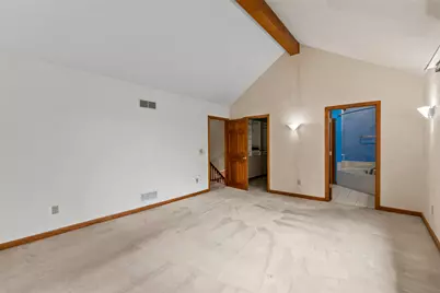 4550 S 119th St, Greenfield, WI 53228 - Photo 10