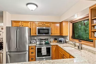 1120  Aspen Ct #A, Kohler, WI 53044 - Photo 6