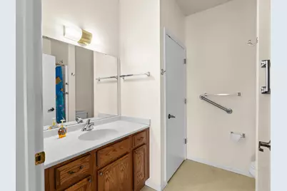 3903  Heather Valley Rd #204, Sheboygan, WI 53083 - Photo 18