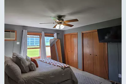 2134  Marie Ct #4, West Bend, WI 53095 - Photo 8