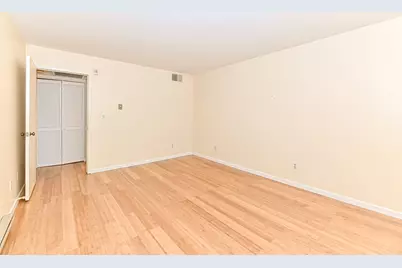 3838 N Oakland Ave #274, Shorewood, WI 53211 - Photo 22