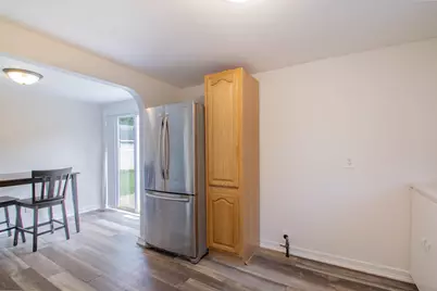 1513 S Ninth St, Watertown, WI 53094 - Photo 8