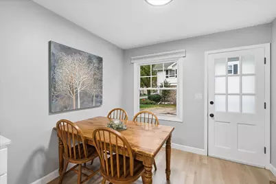 969 N 123rd St, Wauwatosa, WI 53226 - Photo 6