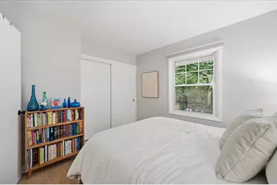 969 N 123rd St, Wauwatosa, WI 53226 - Photo 20