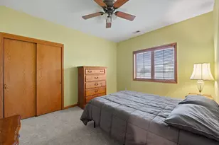 N161W19088 Oakland Dr, Jackson, WI 53037 - Photo 16