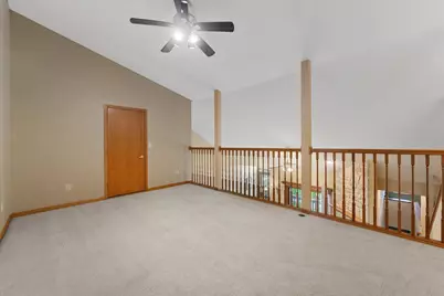 N161W19088  Oakland Dr, Jackson, WI 53037 - Photo 12