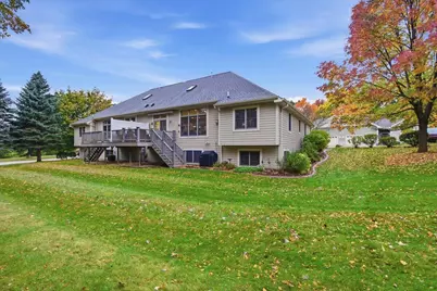 831  Lorrin Pl #15, West Bend, WI 53095 - Photo 42