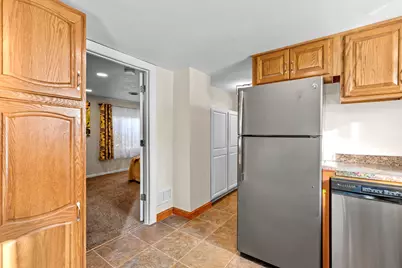 750 N 115th St, Wauwatosa, WI 53226 - Photo 14