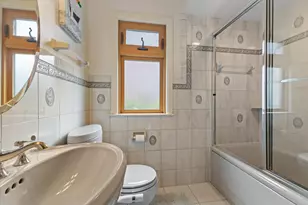 5700 W Rita Dr, West Allis, WI 53219 - Photo 18