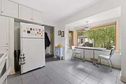 5700 W Rita Dr, West Allis, WI 53219 - Photo 12