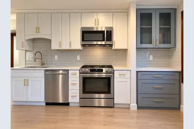 2322 N 63rd St, Wauwatosa, WI 53213 - Photo 2