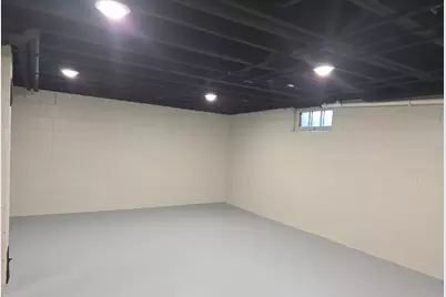4241 S Griffin Ave, Milwaukee, WI 53207 - Photo 24