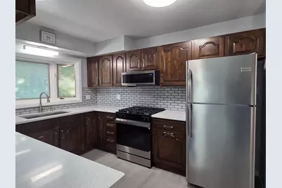 4241 S Griffin Ave, Milwaukee, WI 53207 - Photo 6