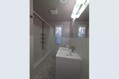 4241 S Griffin Ave, Milwaukee, WI 53207 - Photo 16