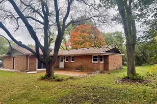W135S6493 Windsor Rd, Muskego, WI 53150 - Photo 4