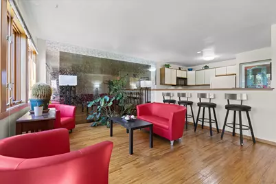 N89W16323  Main St #B5, Menomonee Falls, WI 53051 - Photo 6