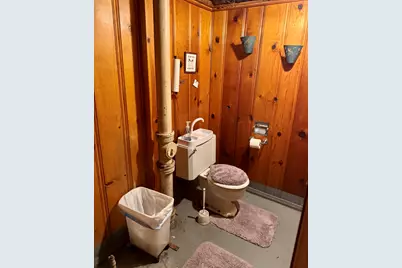 728 N 116th St, Wauwatosa, WI 53226 - Photo 16