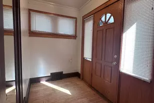 3751 S Kansas Ave, Milwaukee, WI 53207 - Photo 4